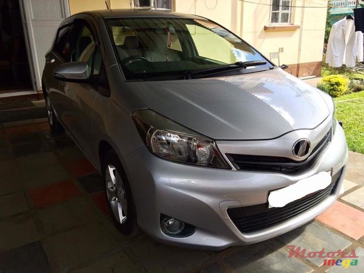 2011' Toyota Vitz photo #1