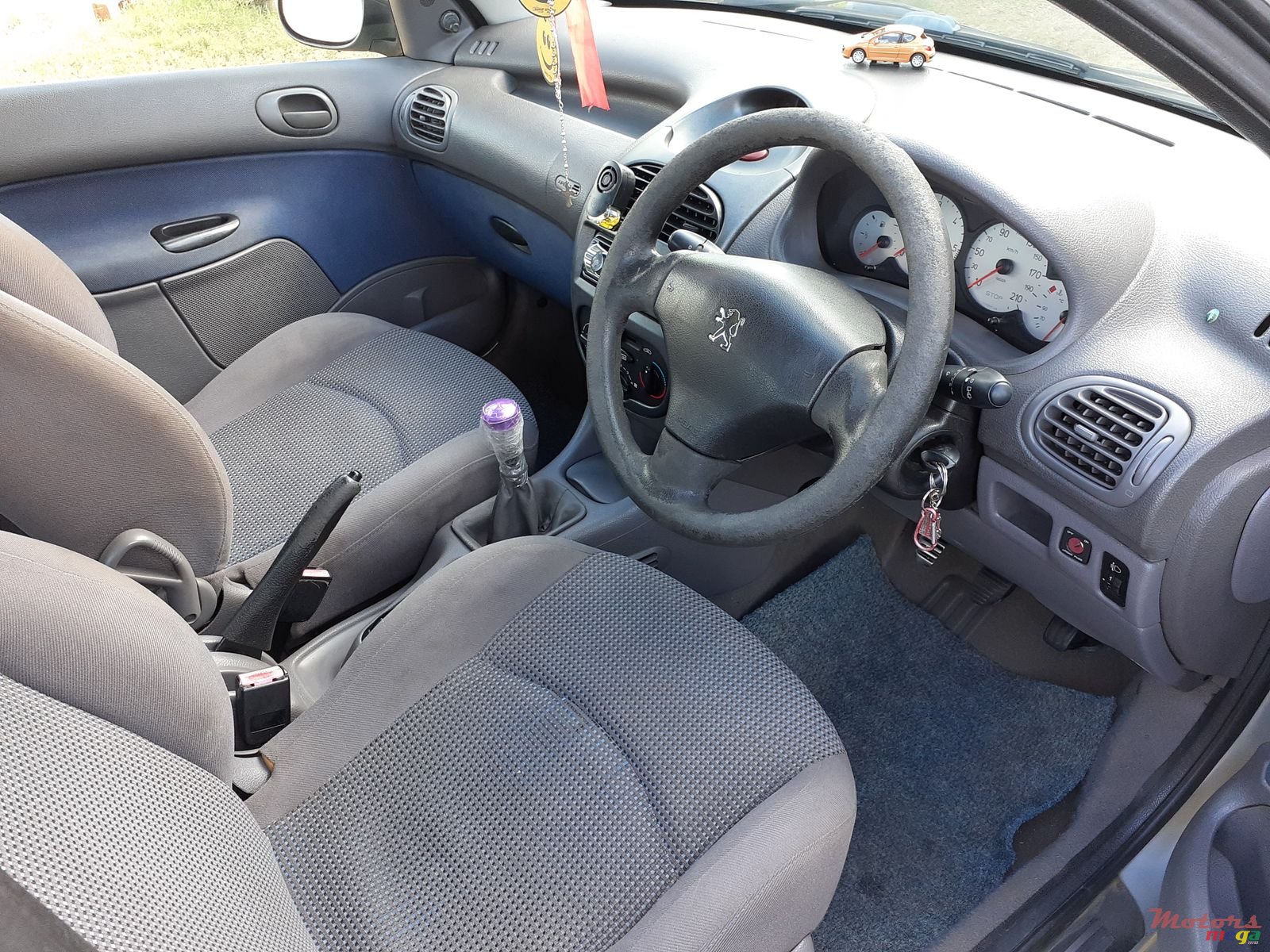 2004' Peugeot 206 Classique photo #3