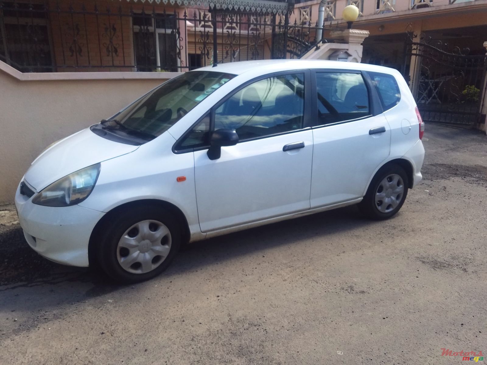 2006' Honda Jazz photo #1