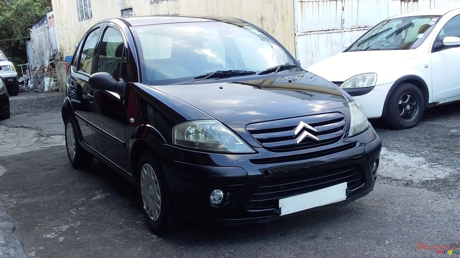 2008' Citroen C3 photo #2