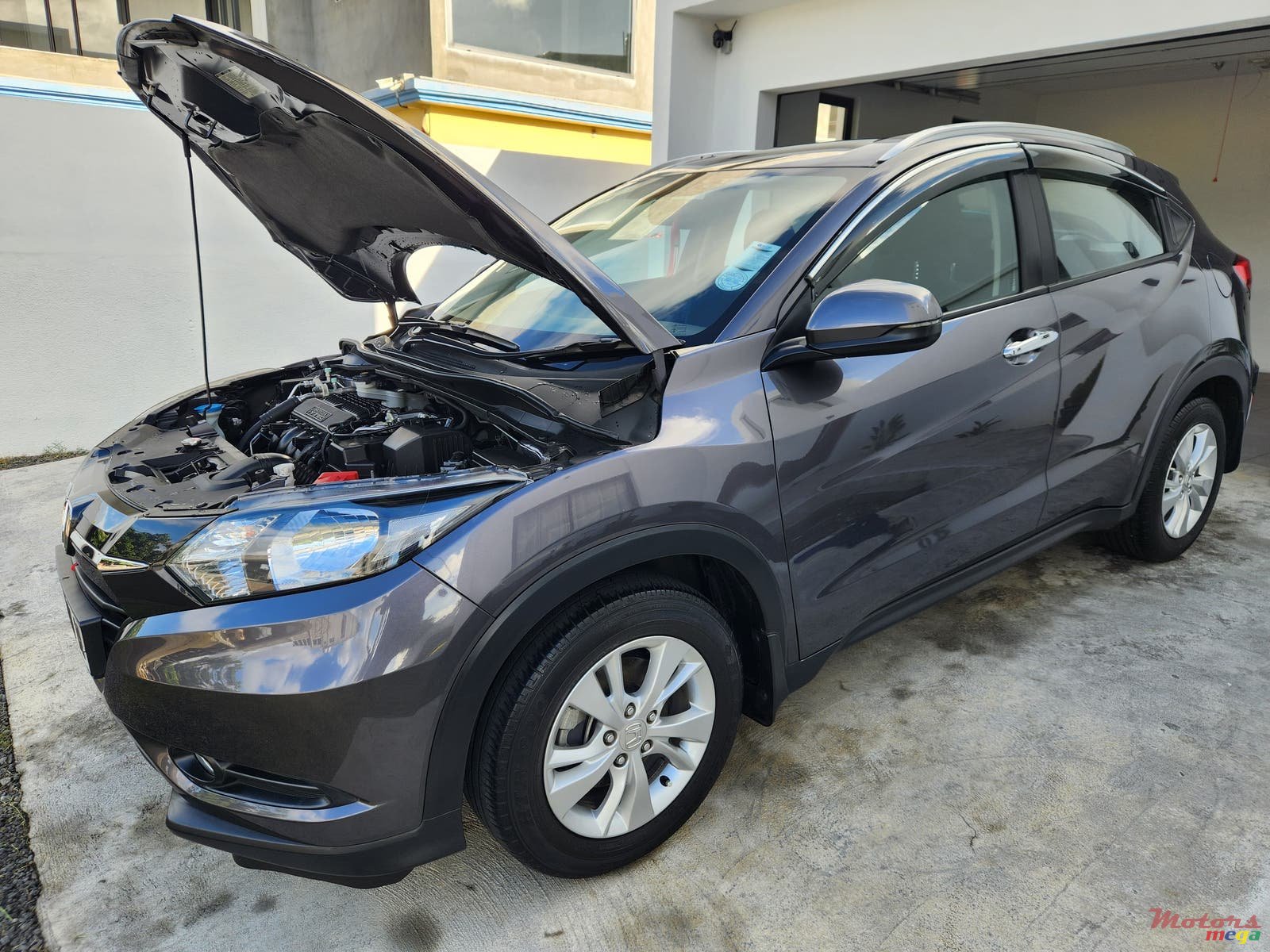 2018' Honda HR-V photo #3