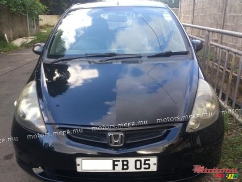 2005' Honda Jazz photo #1