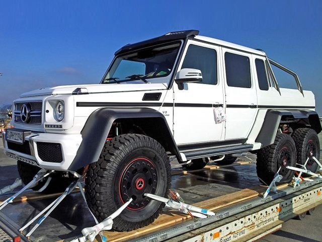 Six-Wheeled G-Wagen Heads to Middle East