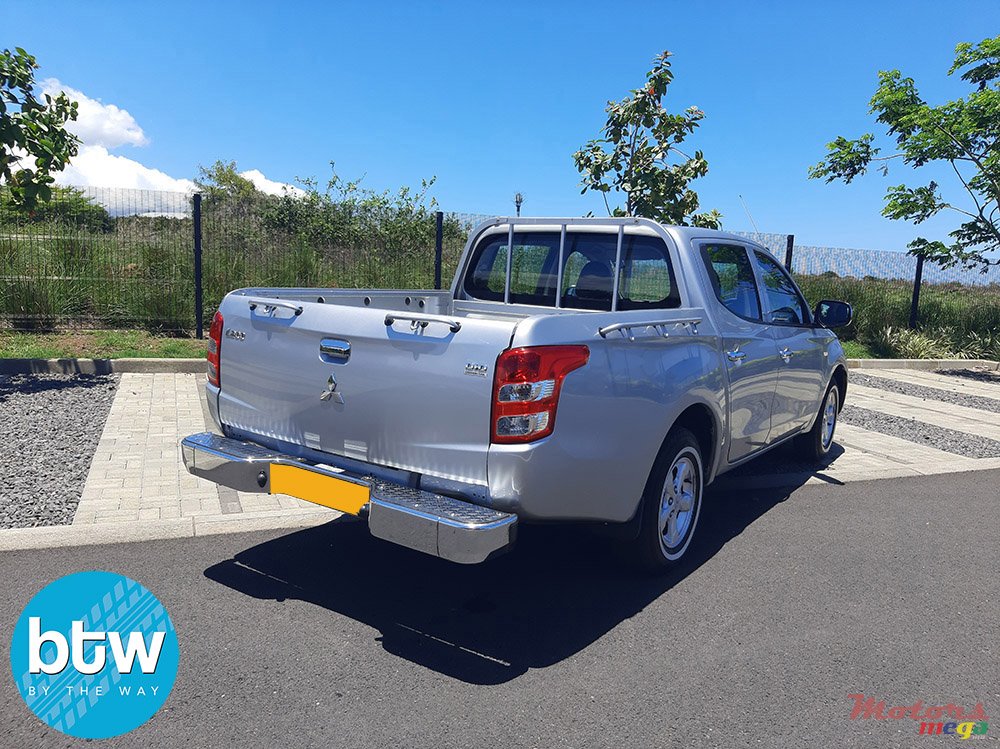 2019' Mitsubishi L 200 4X2 photo #4