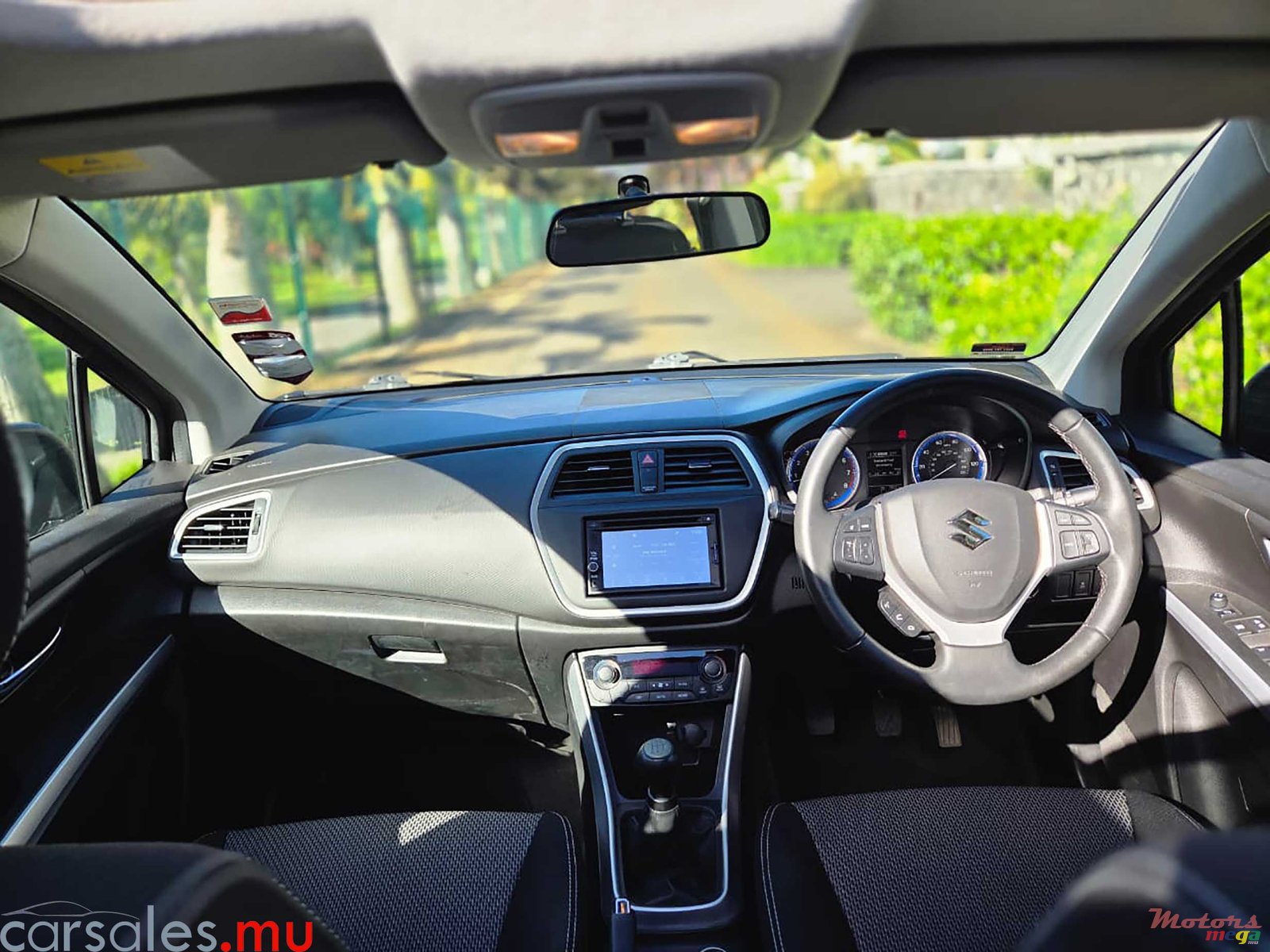 2015' Suzuki SX4 S-Cross AllGrip photo #6