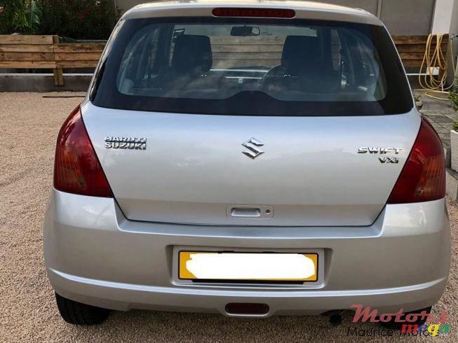 2008' Suzuki Swift photo #4