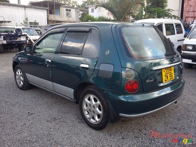 1998' Toyota Starlet Carat photo #6