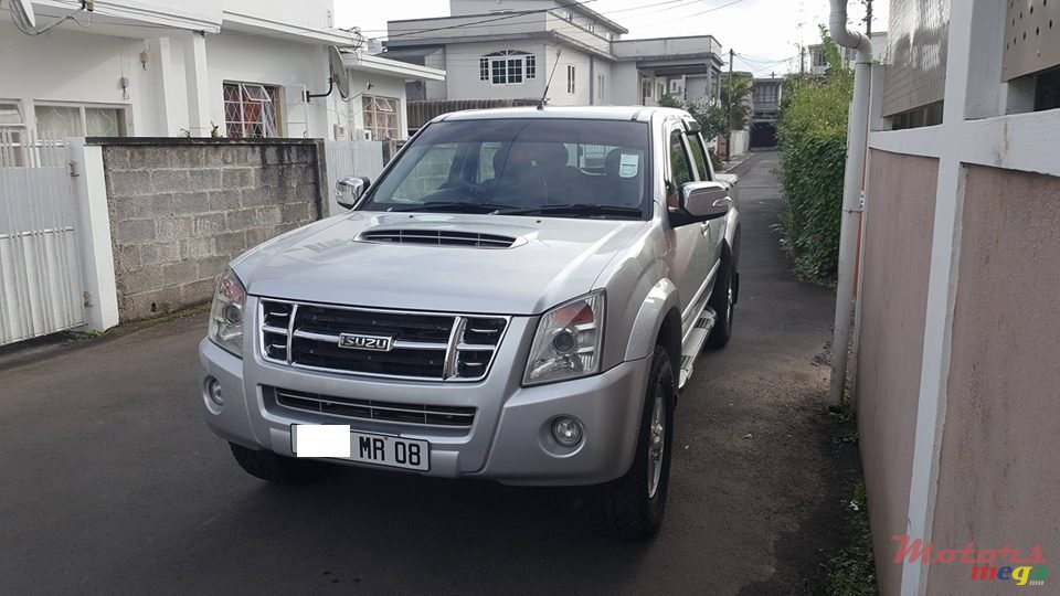 2008' Isuzu KB300 photo #2