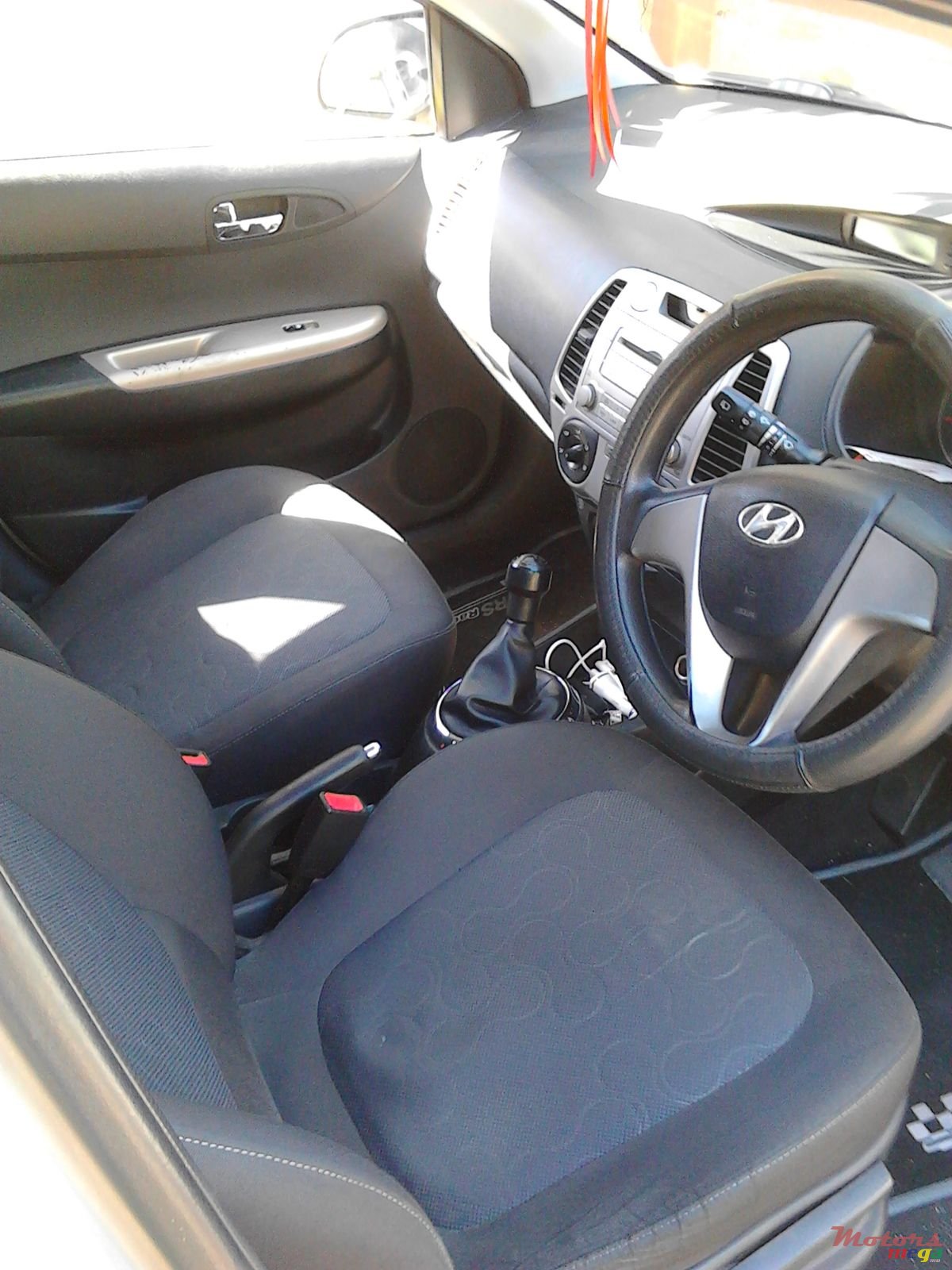 2011' Hyundai i20 photo #5