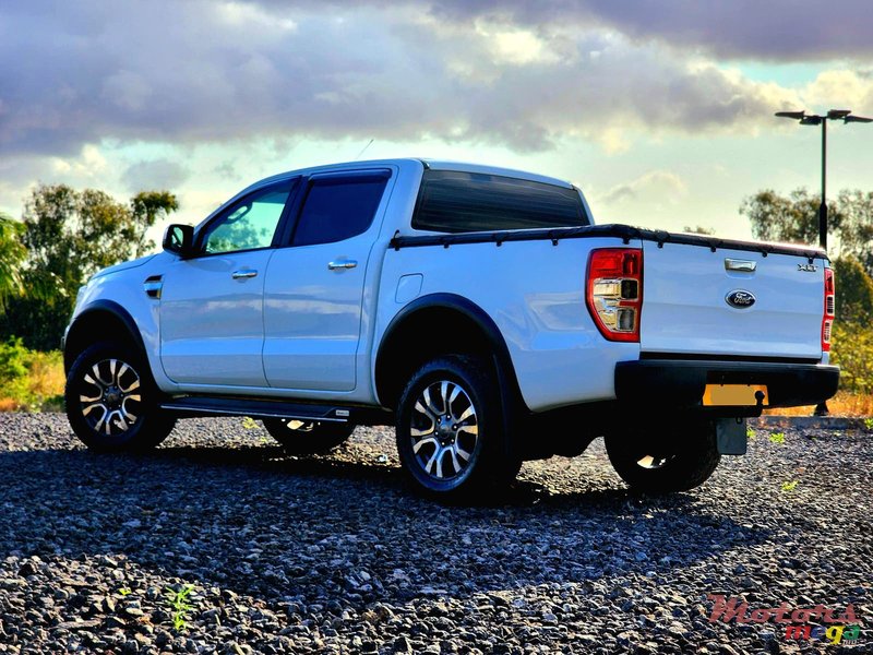 2013' Ford Facelift to Wildtrack photo #4