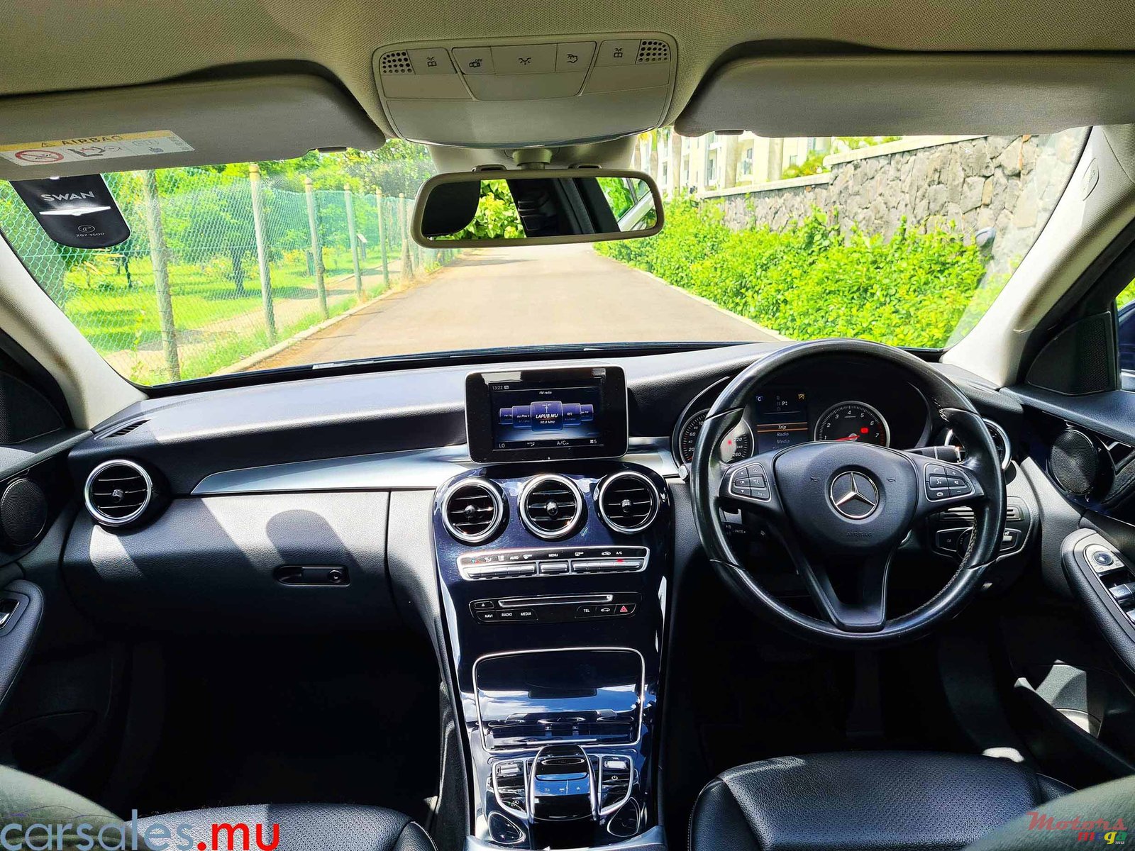 2016' Mercedes-Benz C 180 Avantgarde photo #5