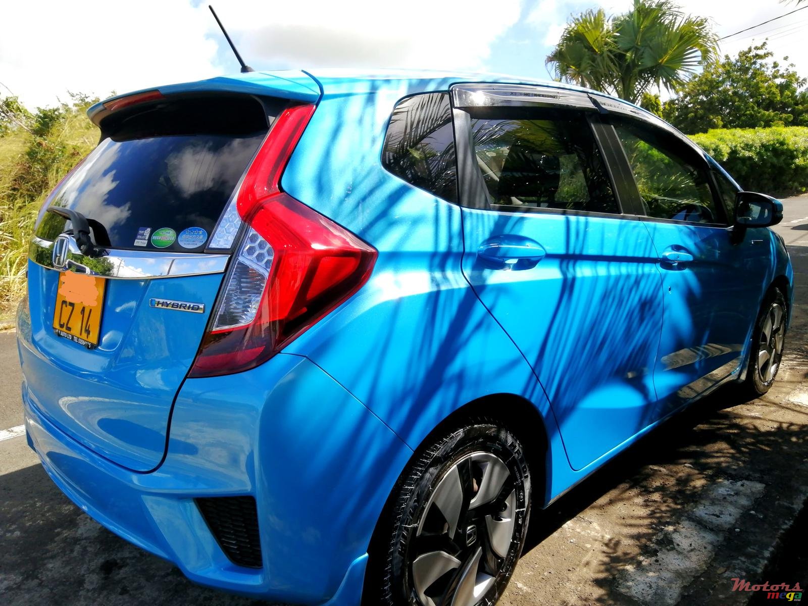 2014' Honda Fit HYBRID photo #1