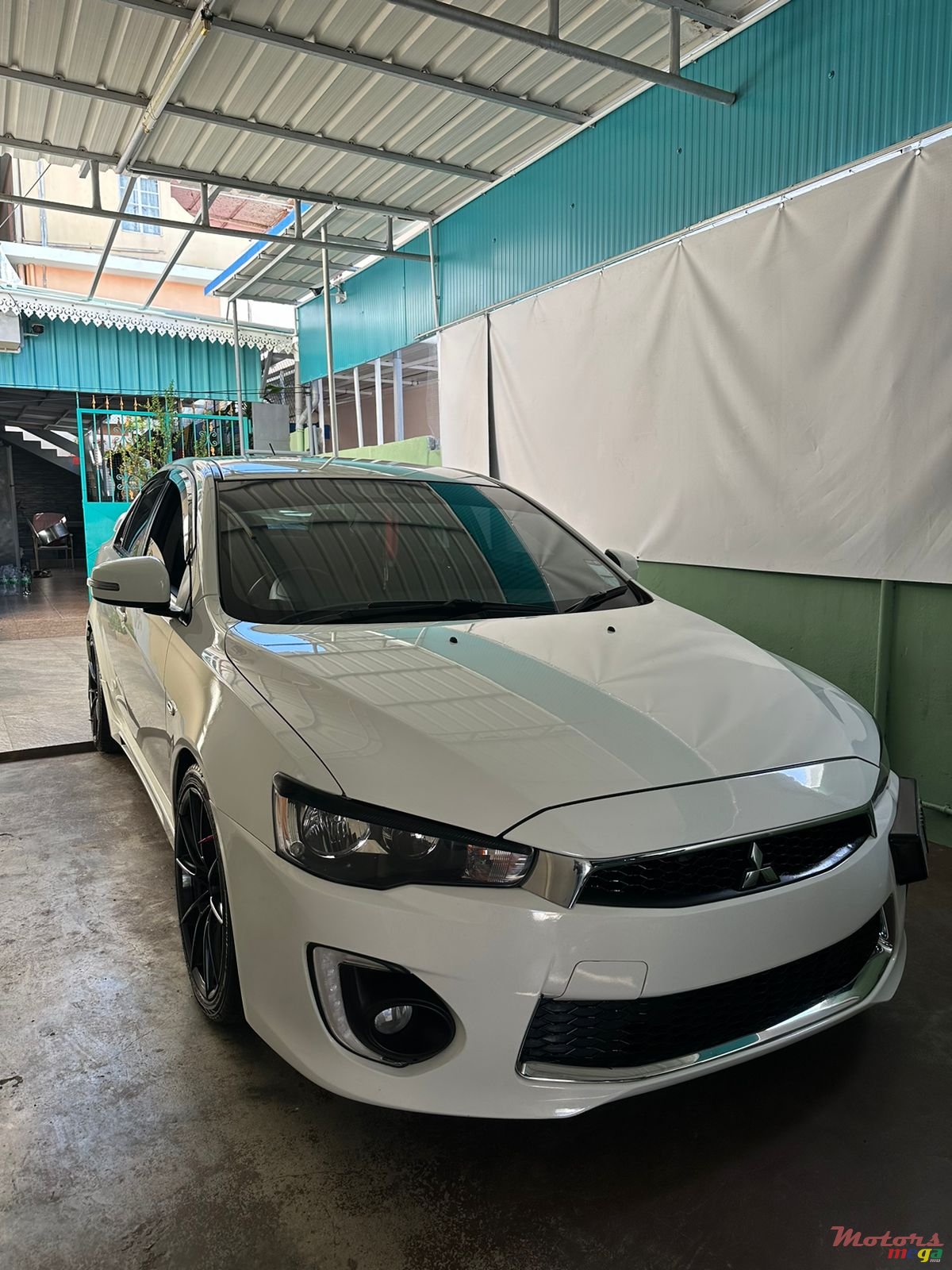 2016' Mitsubishi Lancer Ex Lancer Facelift photo #1