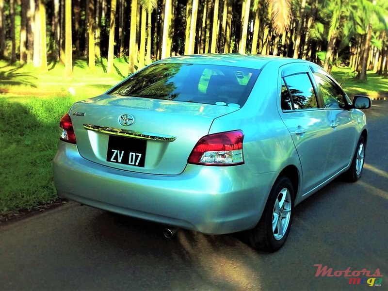 2007' Toyota Belta 1.3  photo #2