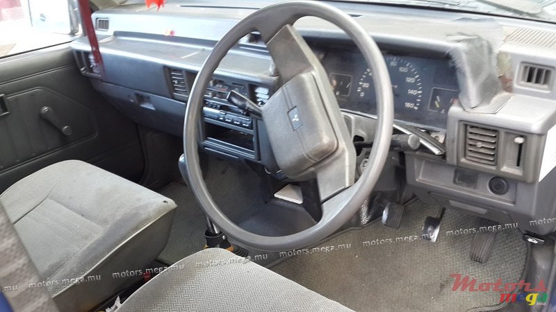 1999' Mitsubishi L200 photo #3