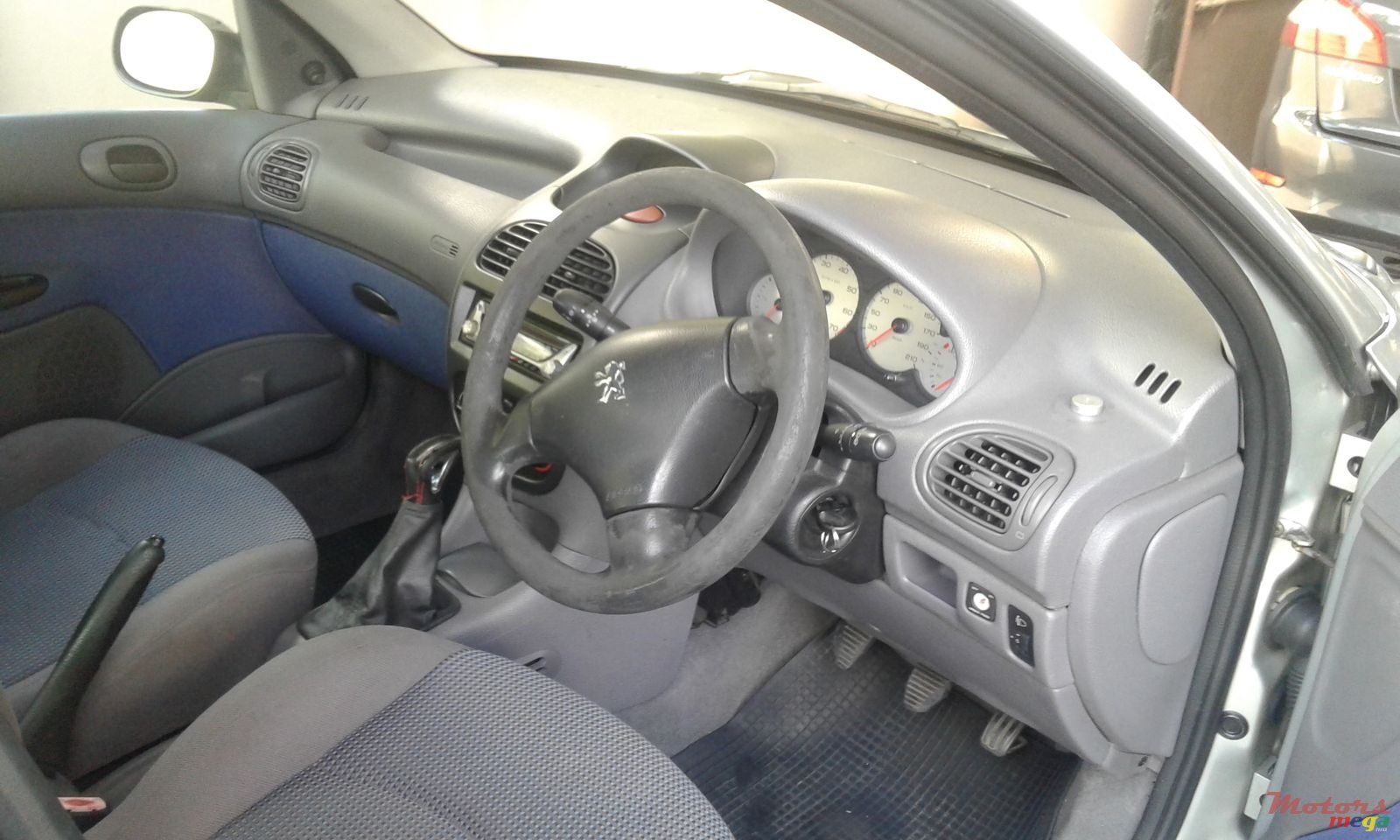 2003' Peugeot 206 photo #6