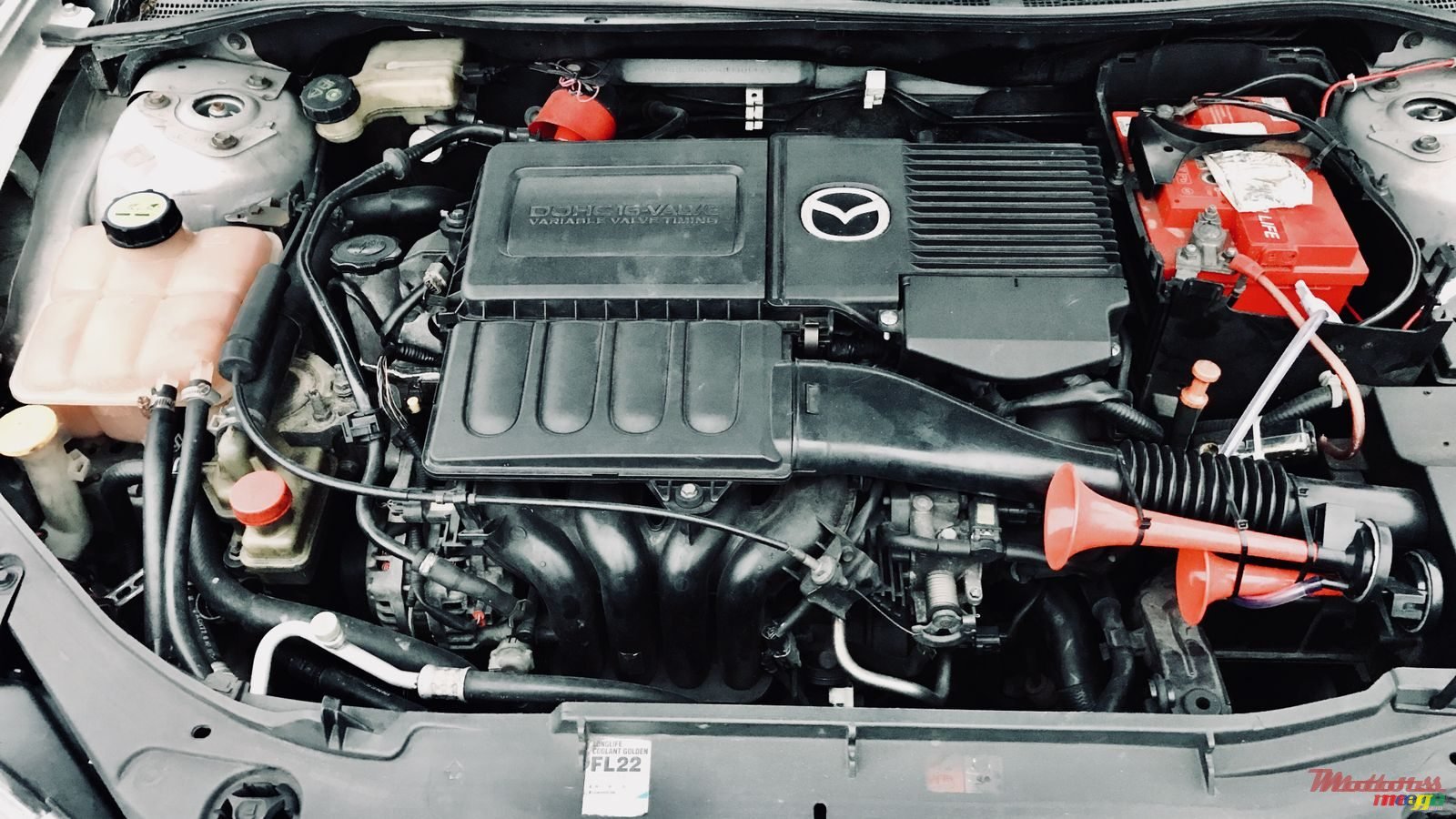 2005' Mazda 3 Sport photo #4