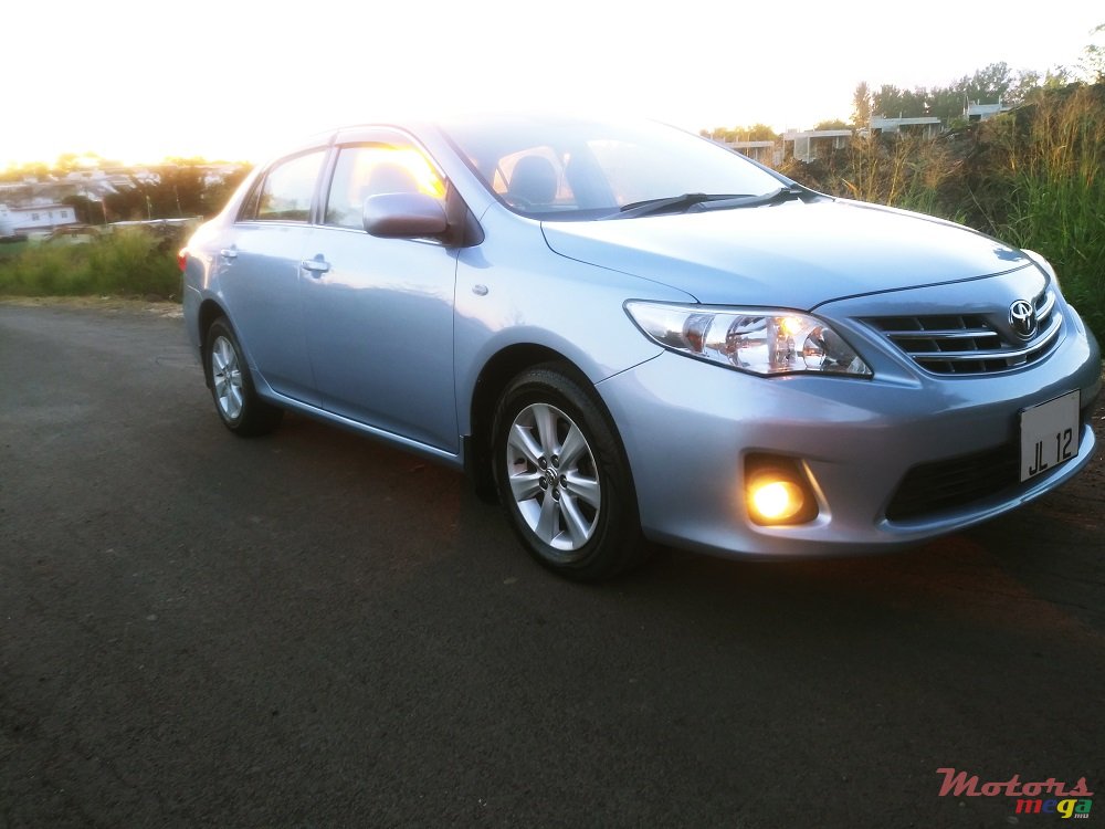 2012' Toyota Corolla 1.5 GLI photo #2