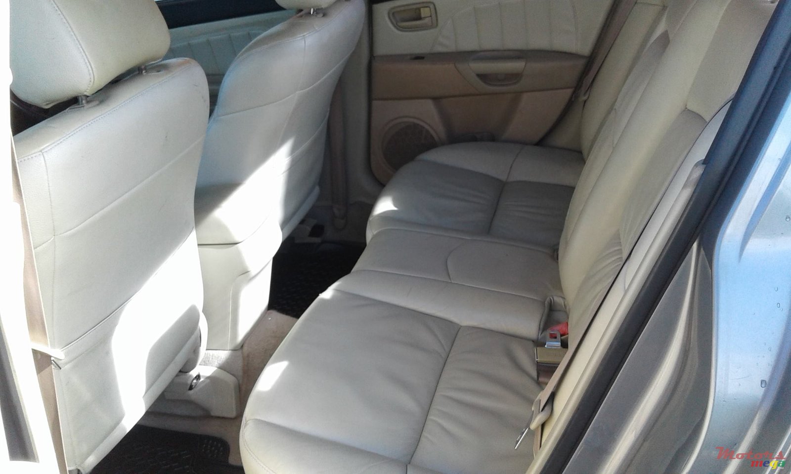 2004' Mazda 3 photo #5