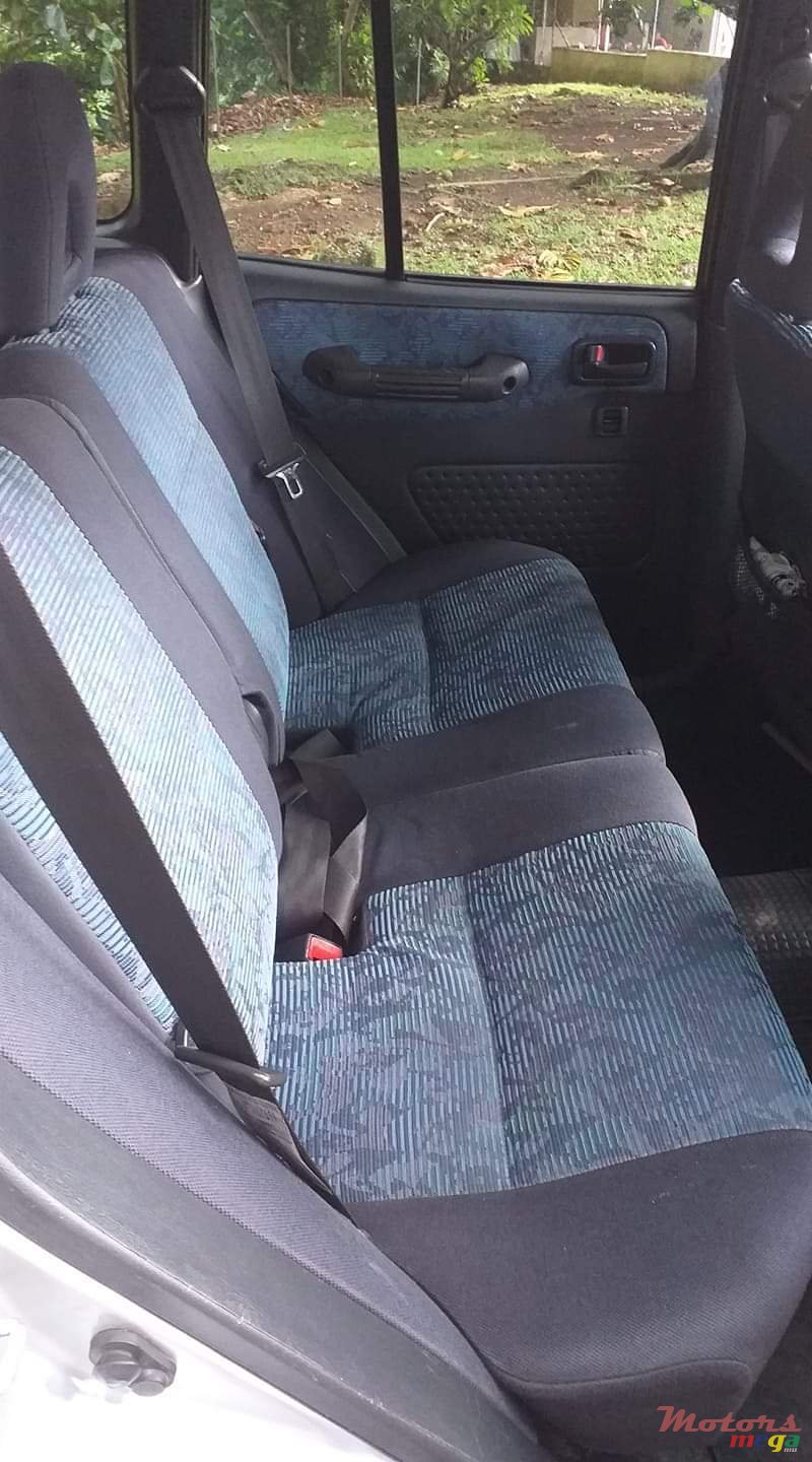 1998' Toyota RAV4 photo #1