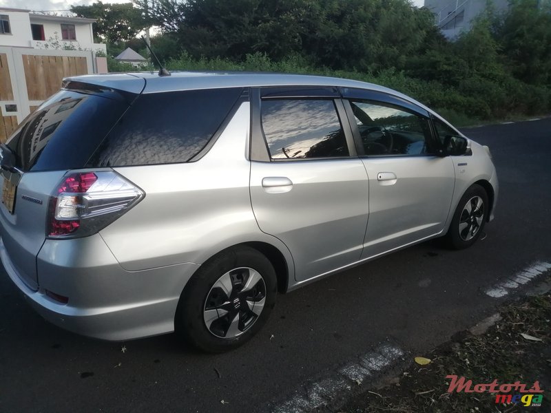 2014' Honda Shuttle Honda fit shuttle photo #3