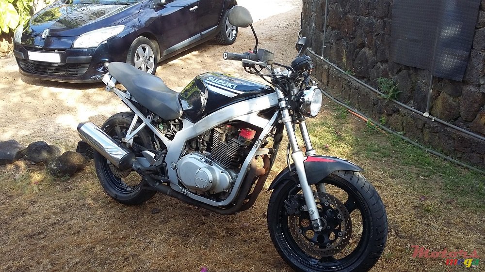 2005' Suzuki photo #1