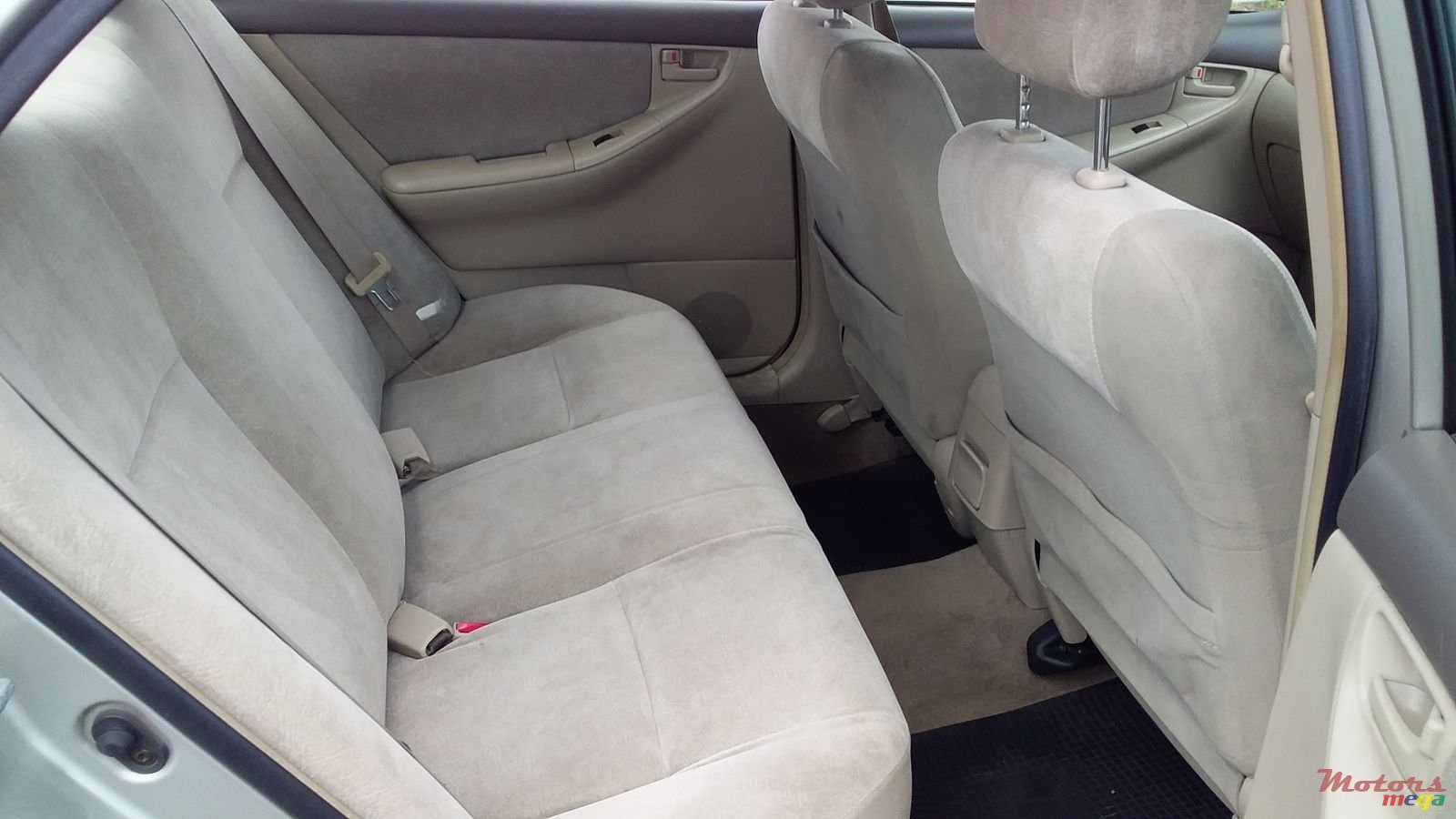 2002' Toyota Corolla photo #3