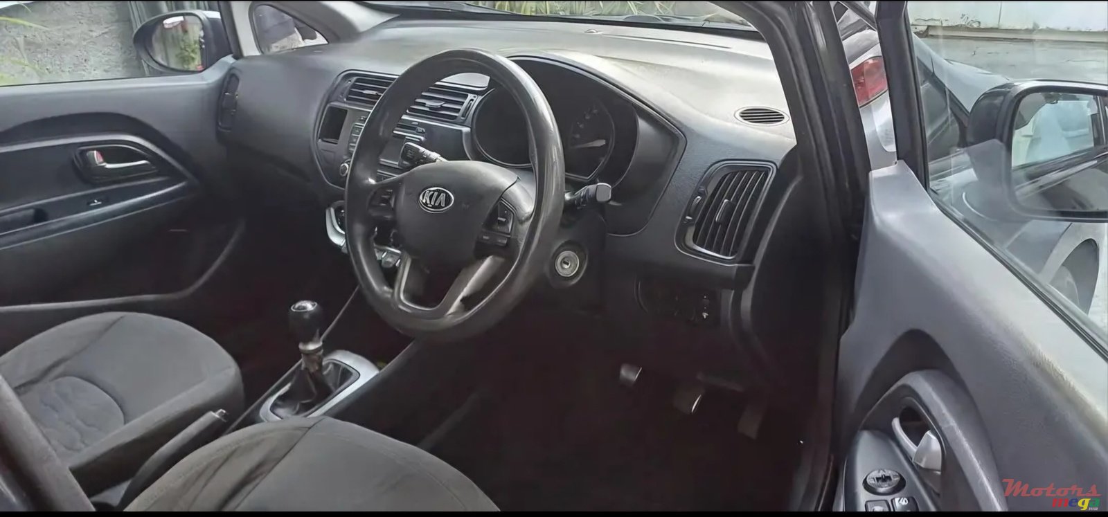 2014' Kia Rio photo #5