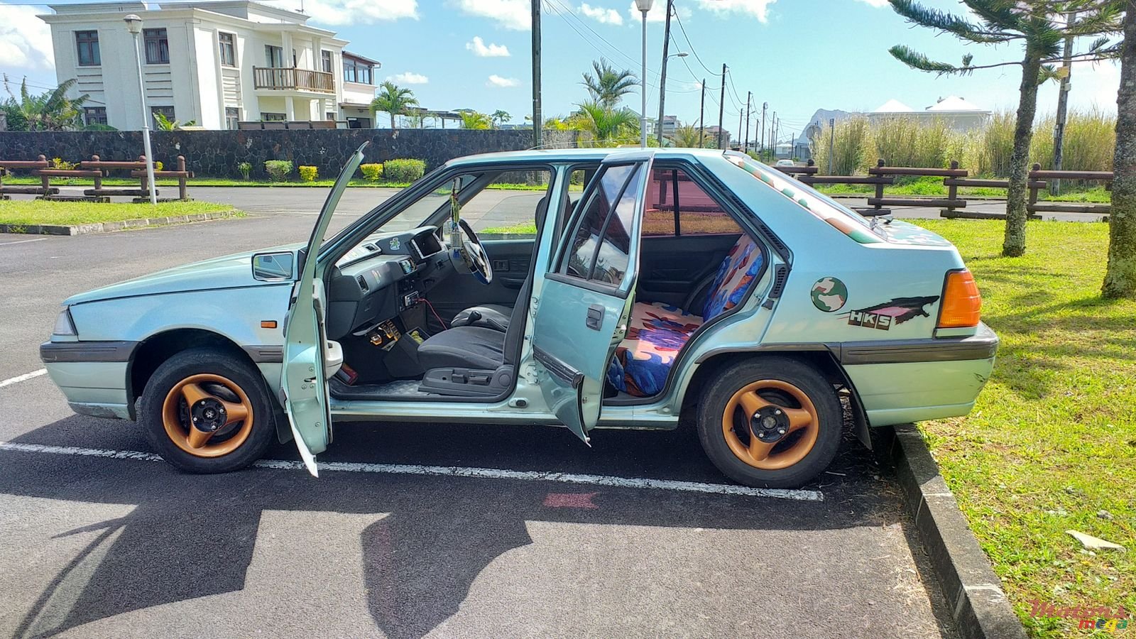 2002' Proton Saga None photo #2