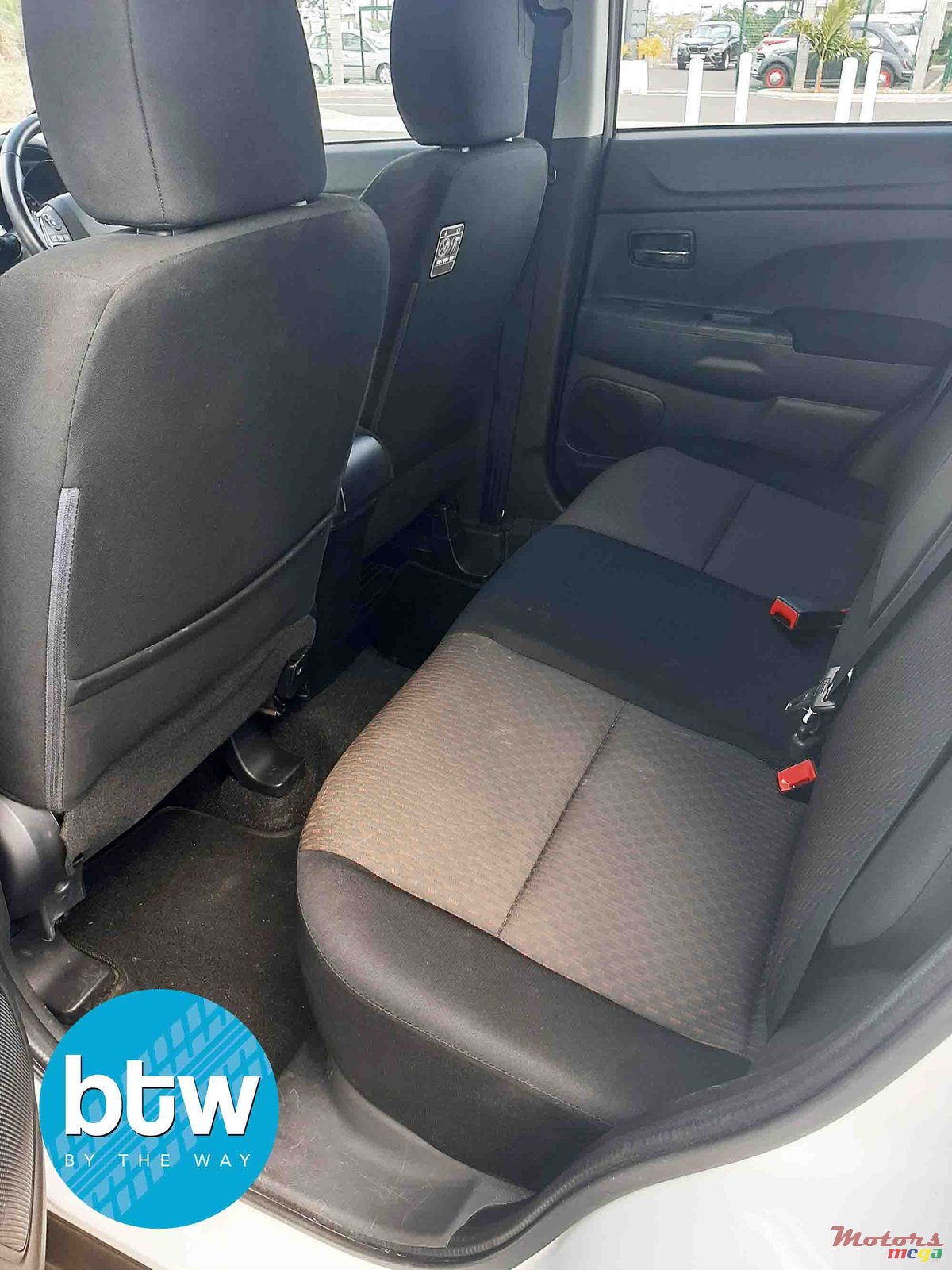 2018' Mitsubishi ASX photo #4