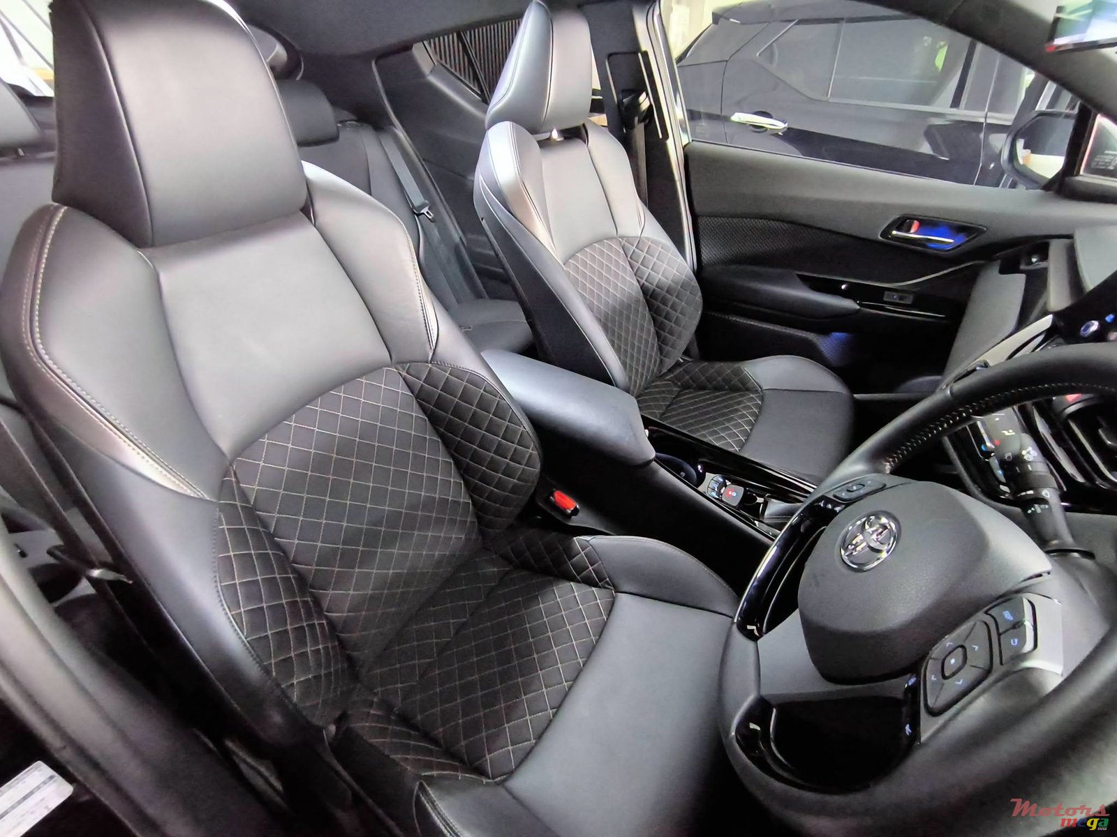 2023' Toyota C-HR Modellista photo #6