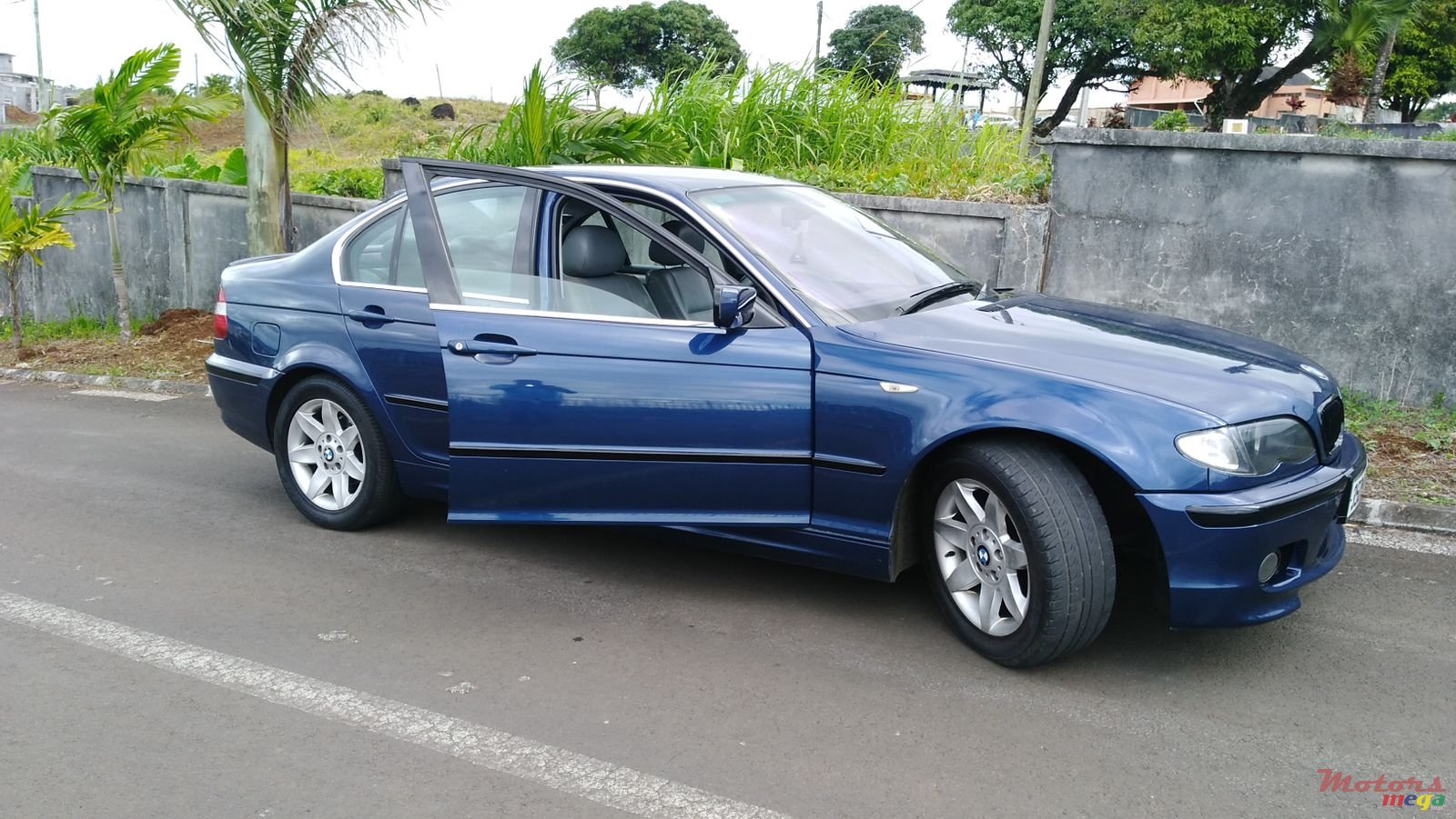 2003' BMW 3 Series E46 2000-2005 photo #4