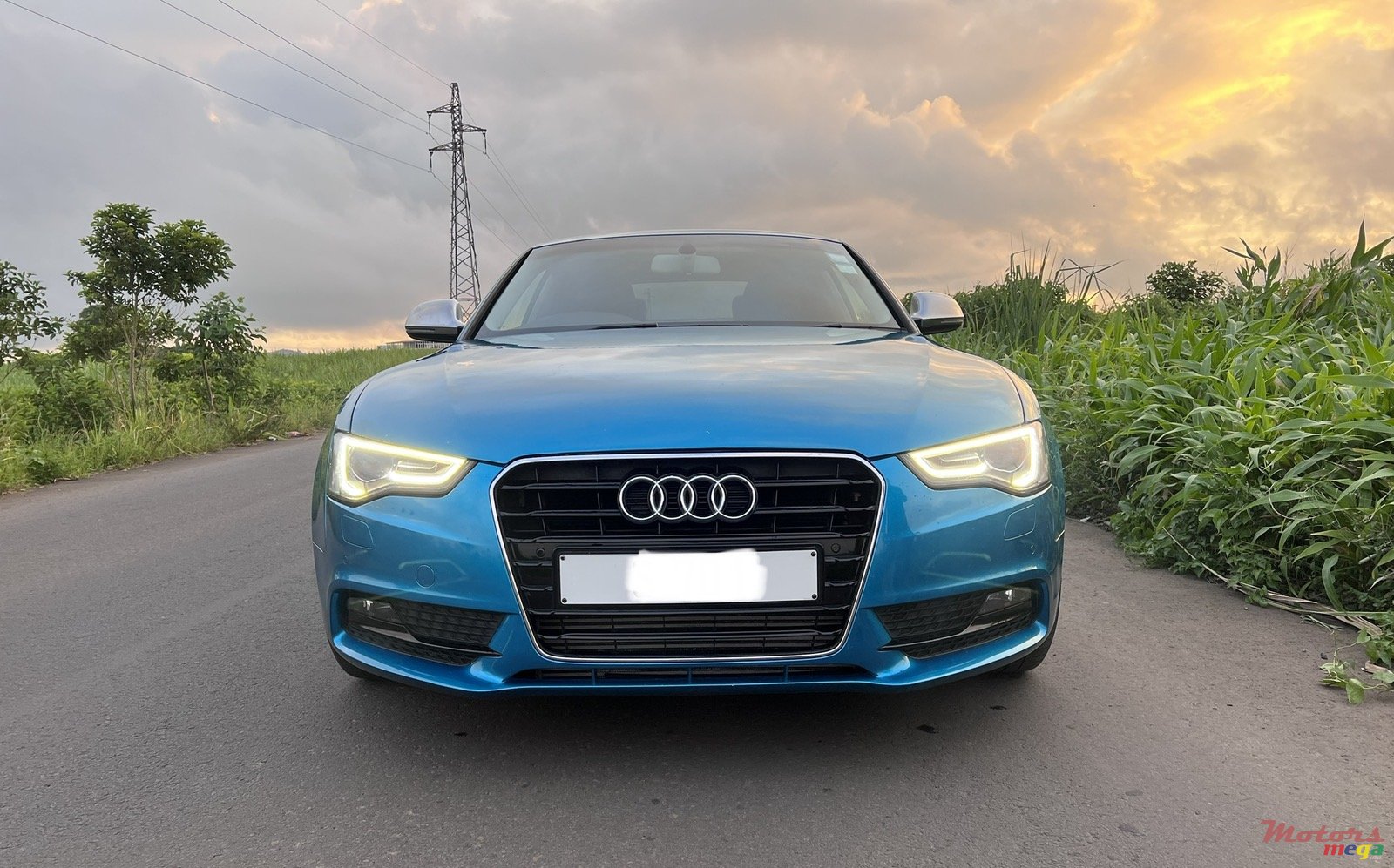 2013' Audi A5 Coupe photo #1