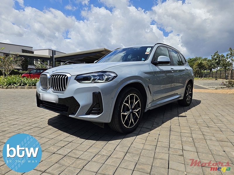 2022' BMW X3 xDRIVE 30e M Sport photo #2