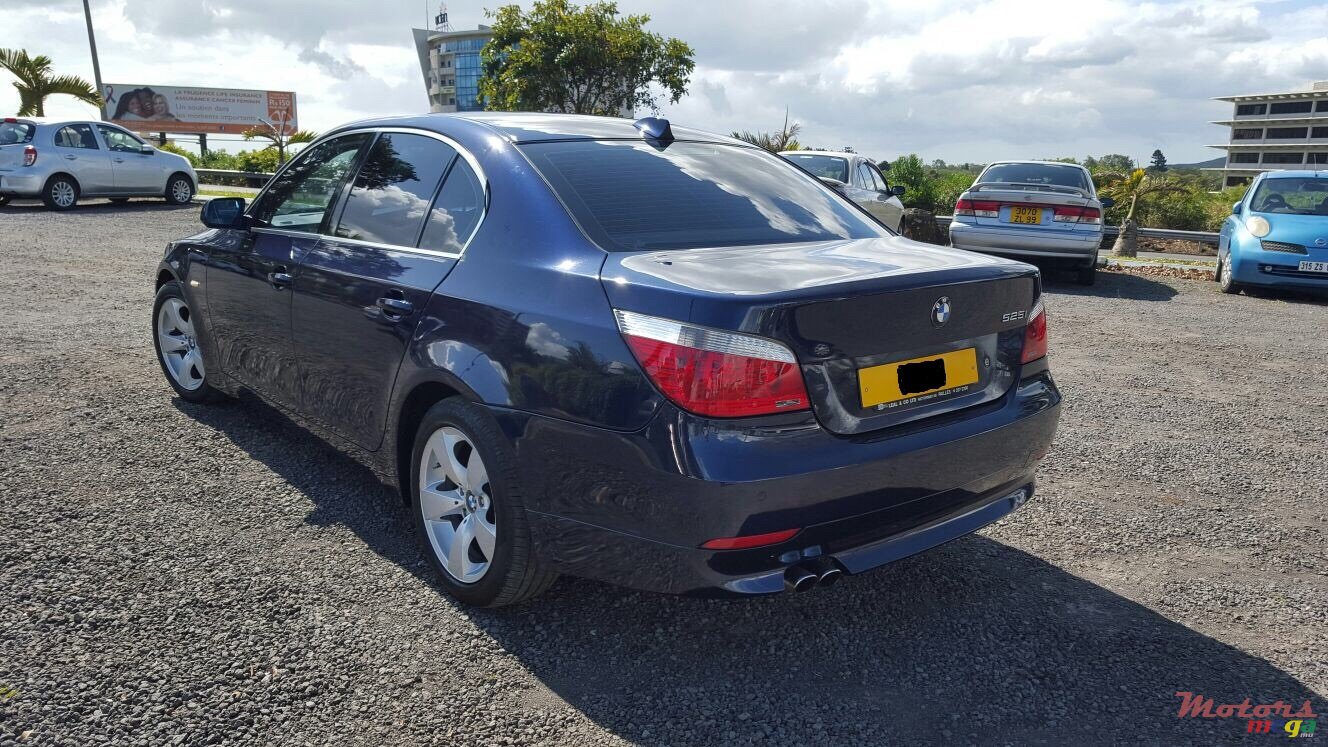 2005' BMW 525 photo #3