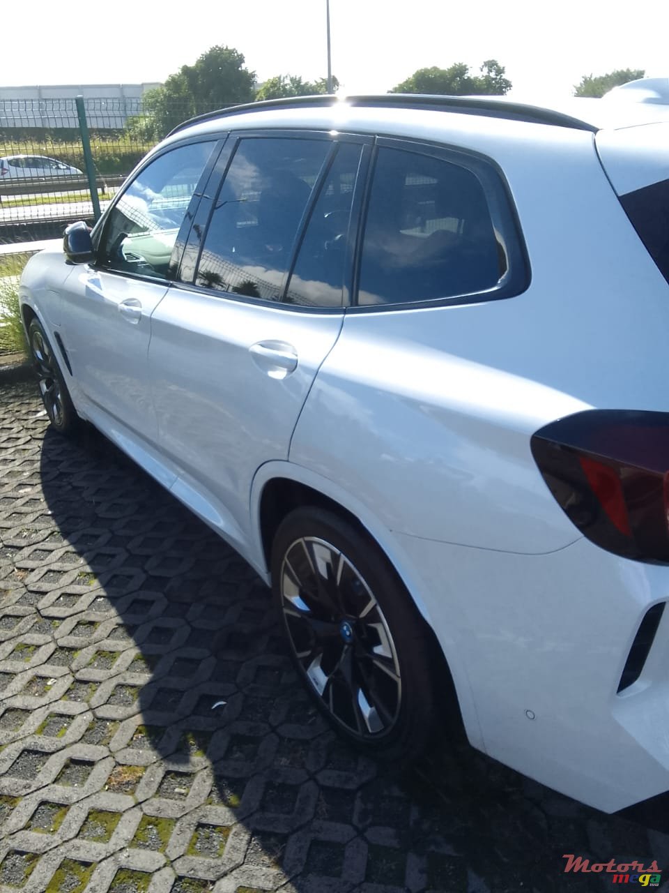 2022' BMW iX3 photo #4