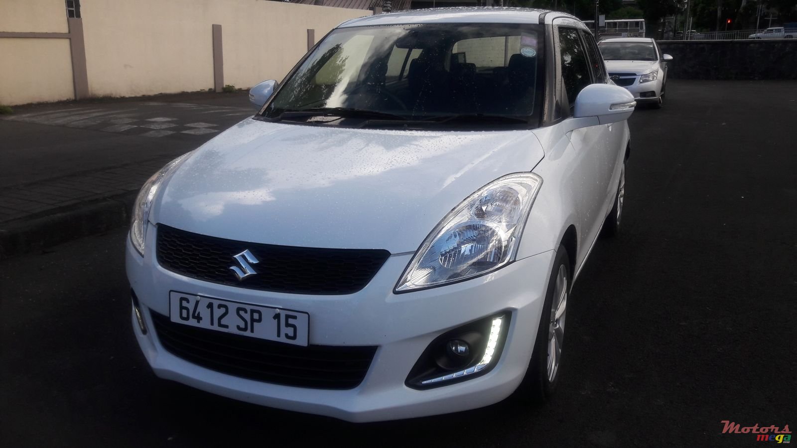 2015' Suzuki Swift Japan photo #2