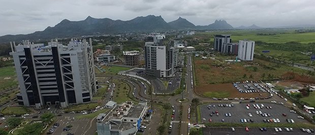 Infrastructure Routière : Des travaux en cours pour réduire les embouteillages à Ébène