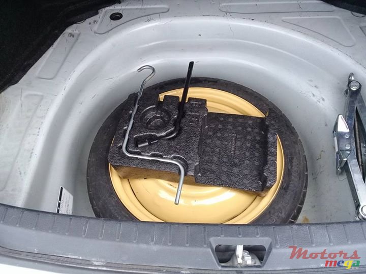 2008' Toyota Axio 0 photo #5