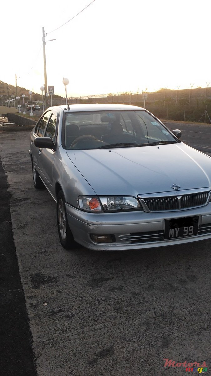 1999' Nissan photo #1