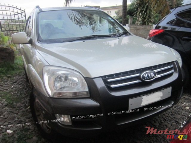 2006' Kia Sportage photo #1