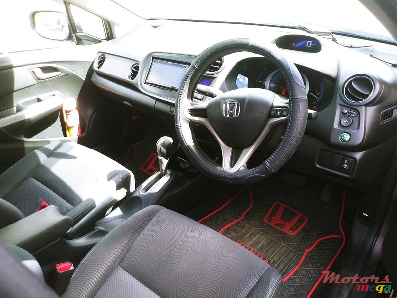 2011' Honda Insight 1.3 hybrid photo #5