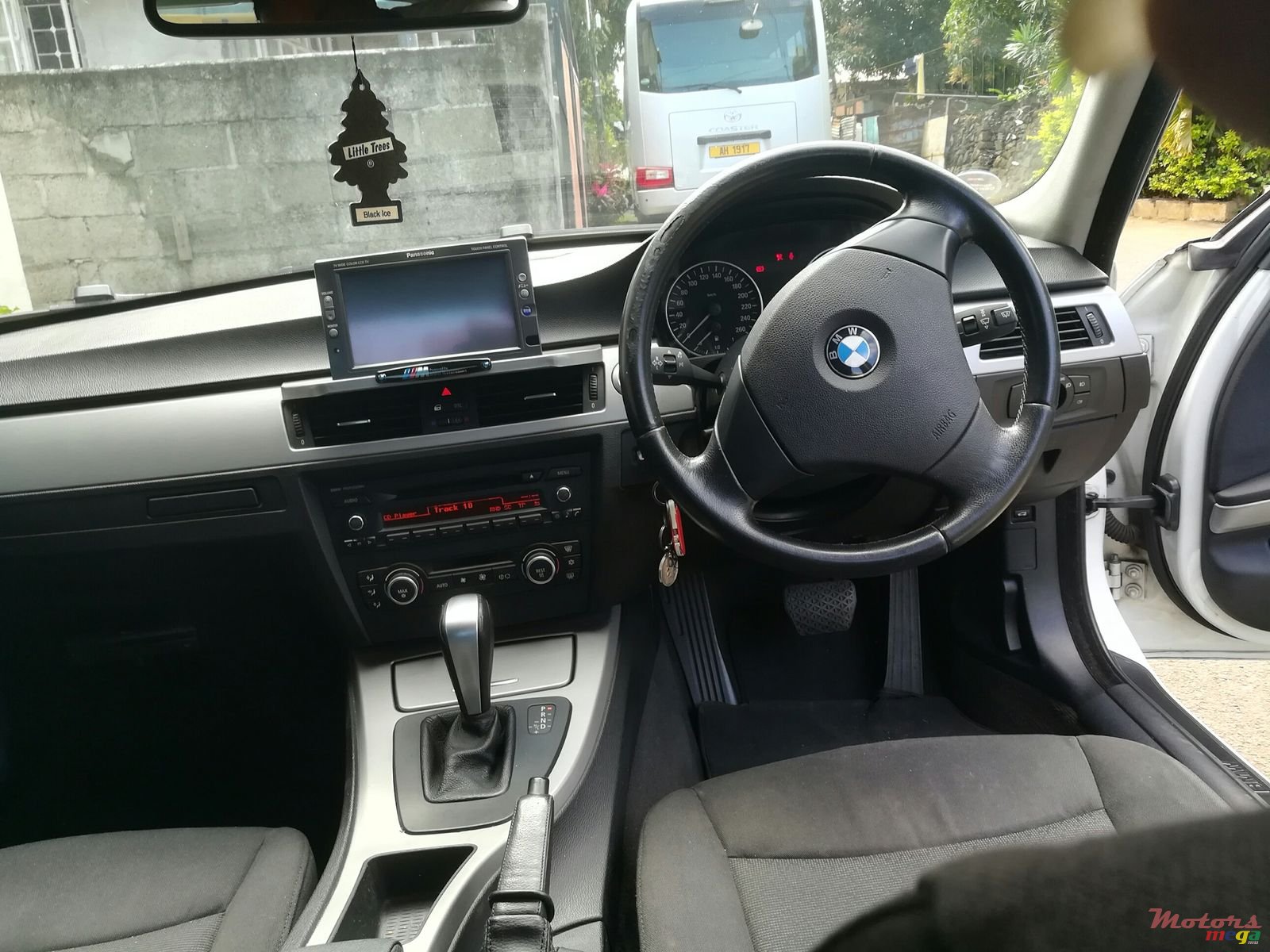 2008' BMW 3 Series photo #3