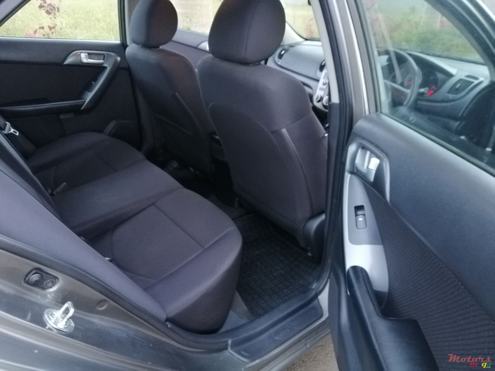 2012' Kia Cerato photo #7