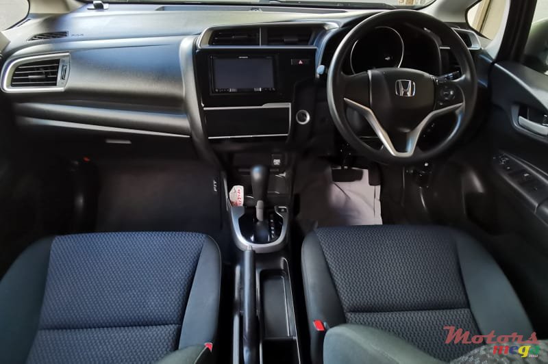 2018' Honda FIT USA photo #6