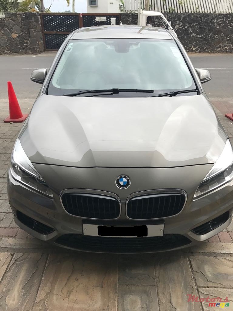 2015' BMW 218 i photo #3