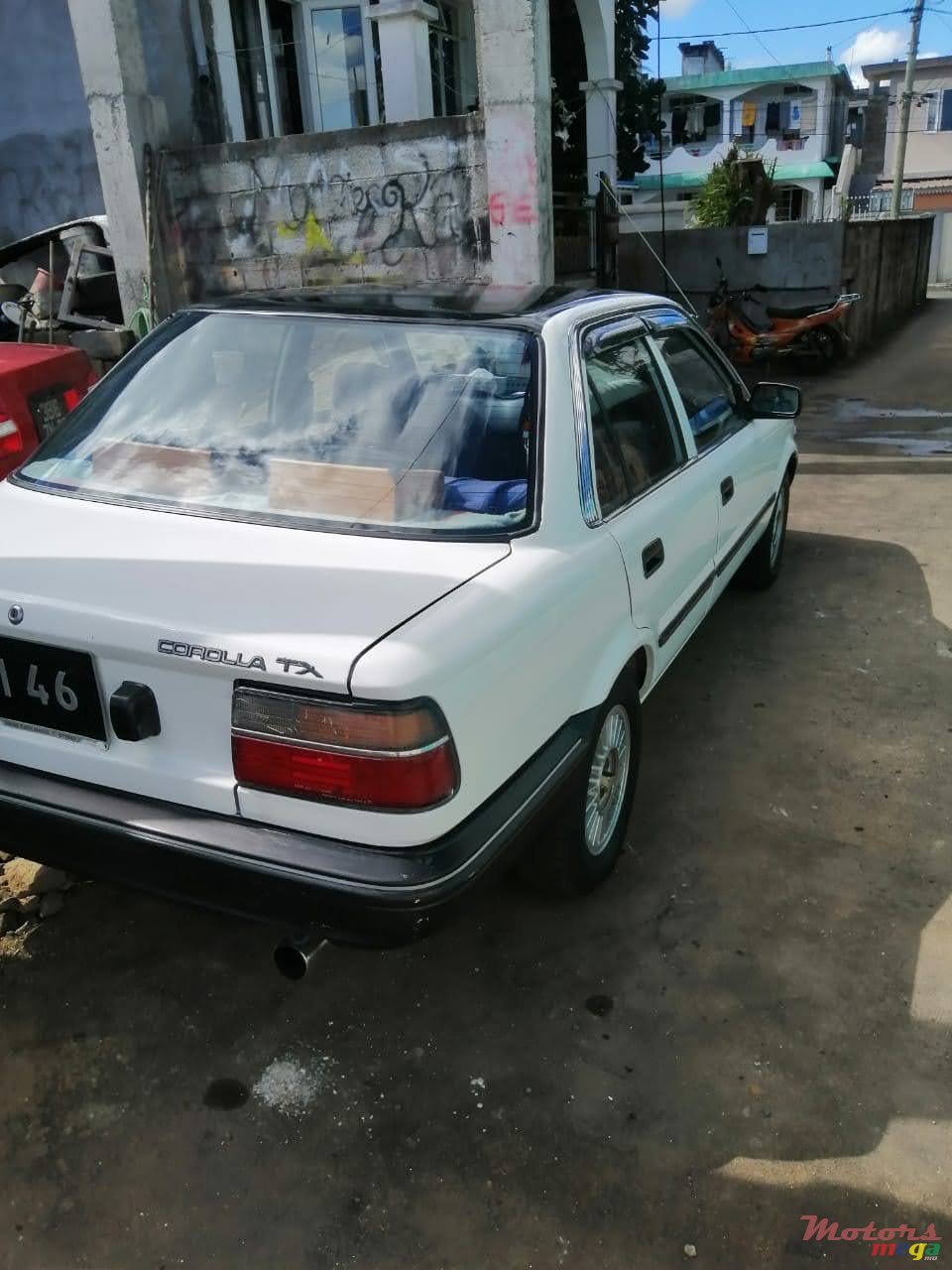 1989' Toyota Corolla photo #1