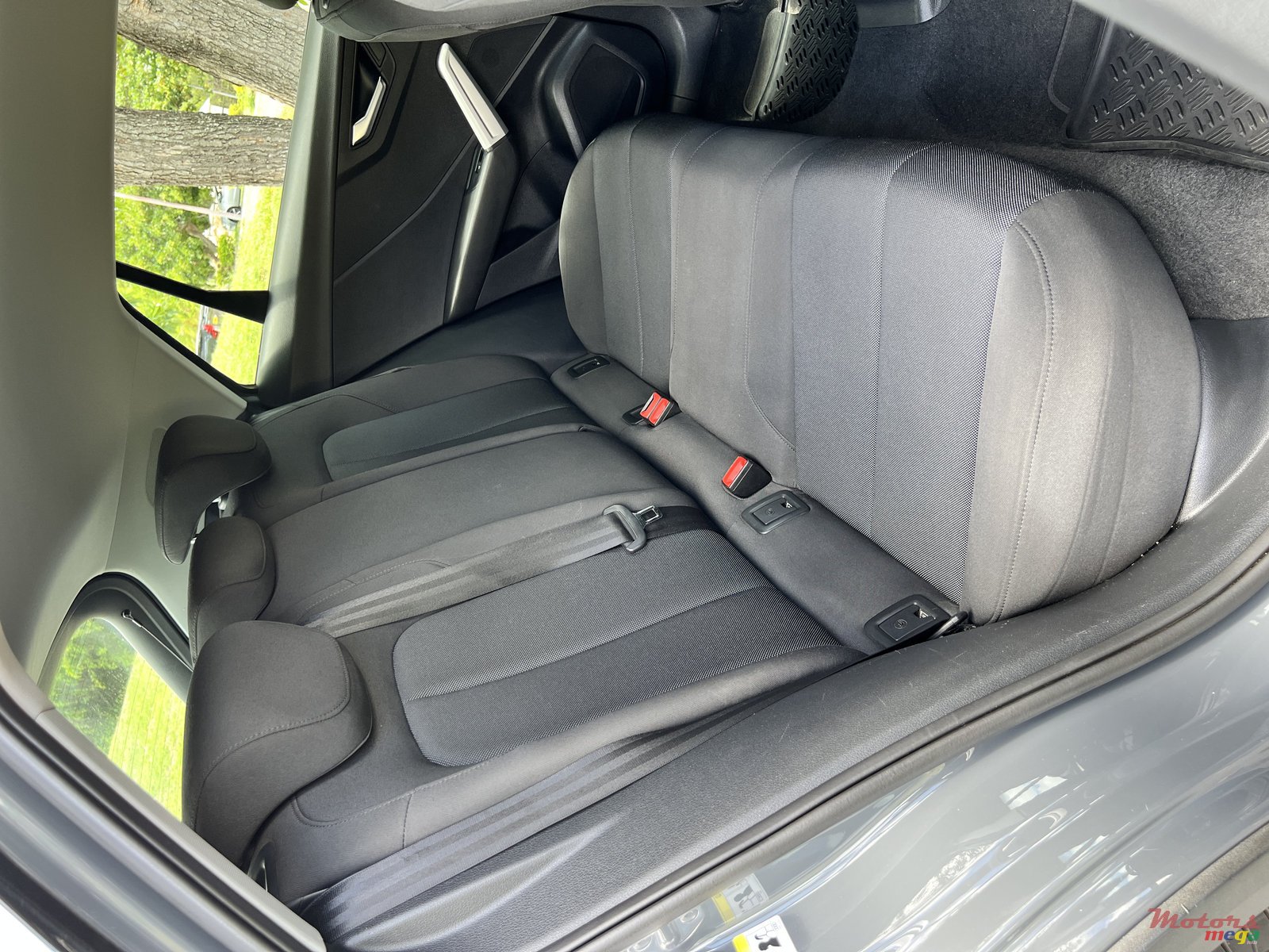 2017' Audi Q2 photo #7