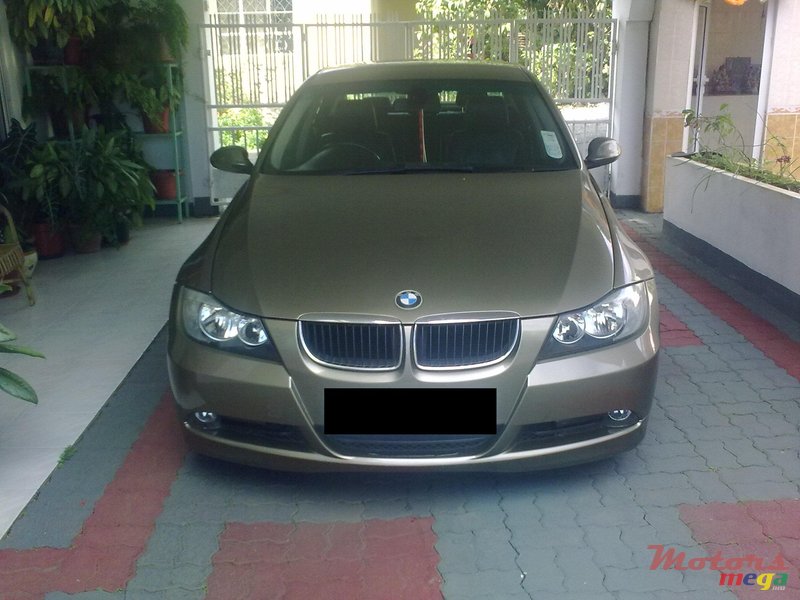 2006' BMW 3 Series photo #1