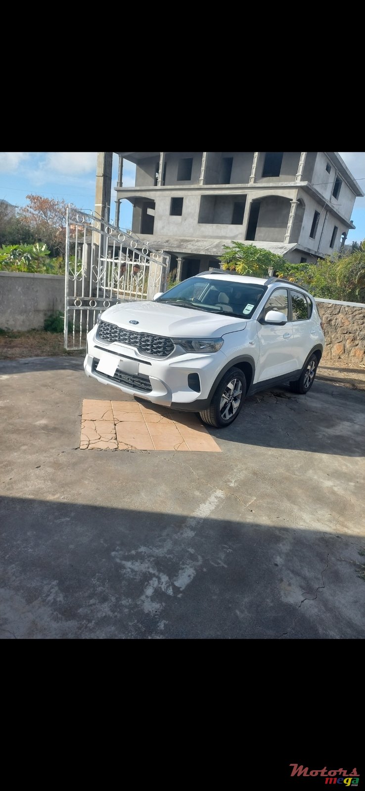 2021' Kia Sonet photo #1